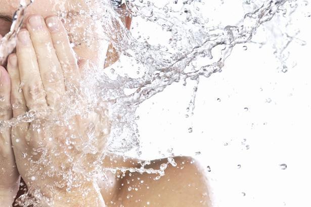 5 steps to properly wash your face