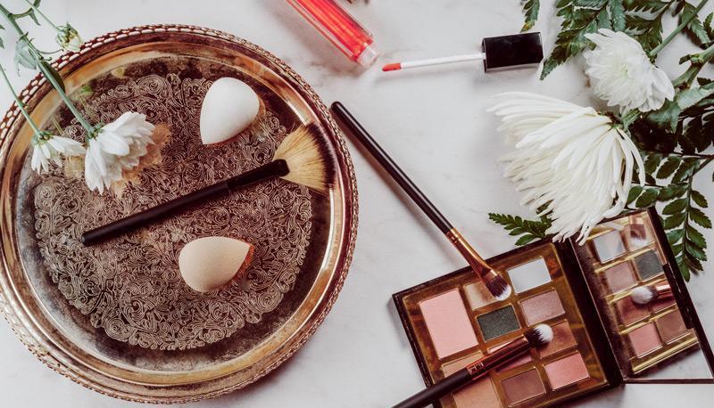6 Perfect Christmas Gifts For The Beauty Addict in Your Life
